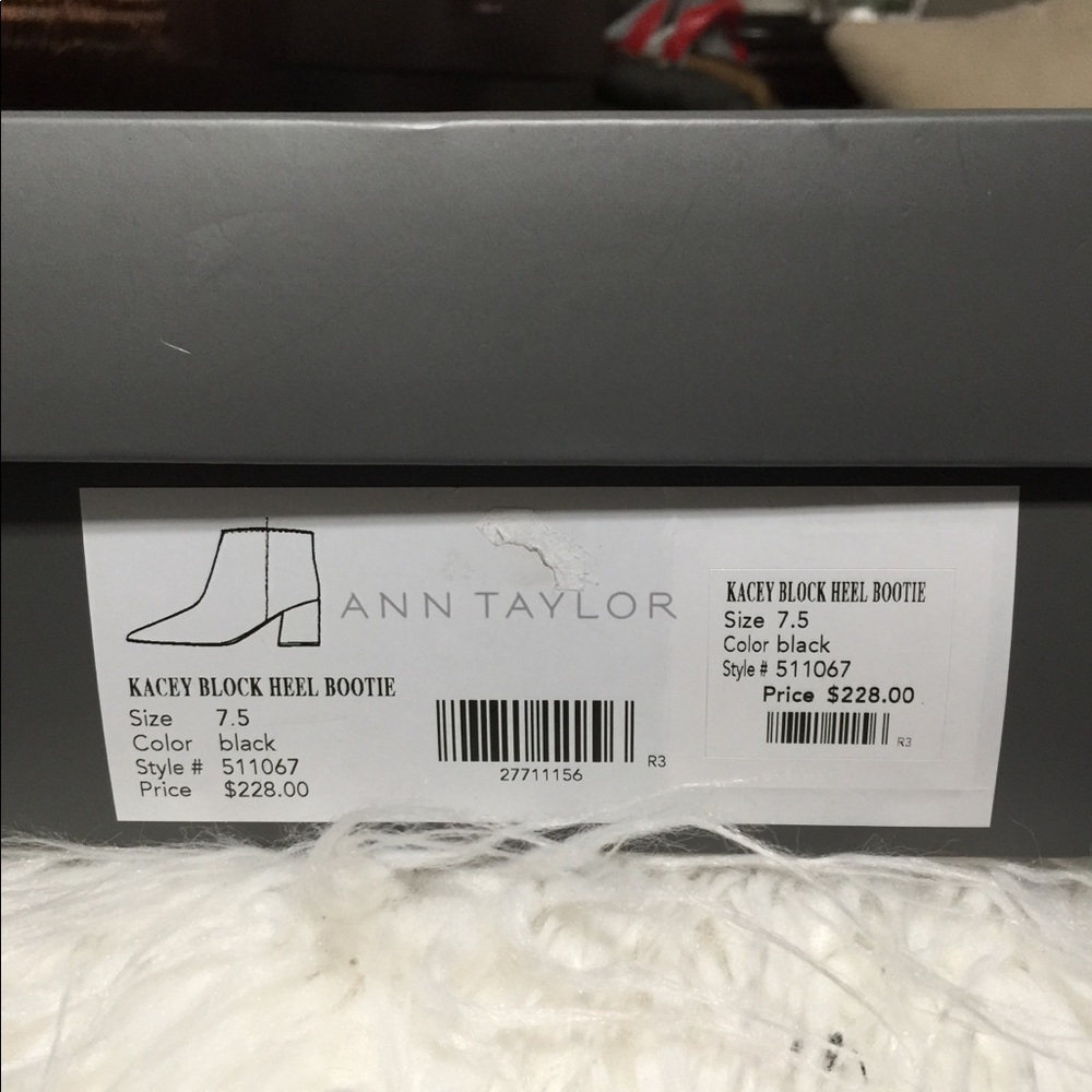 Ann Taylor - Picture 6 of 6